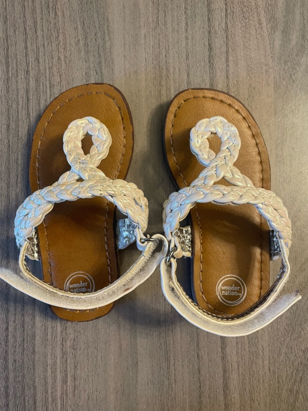 Wonder Nation Girls White Criss-Cross Braid Sandals – Toddler Size 5